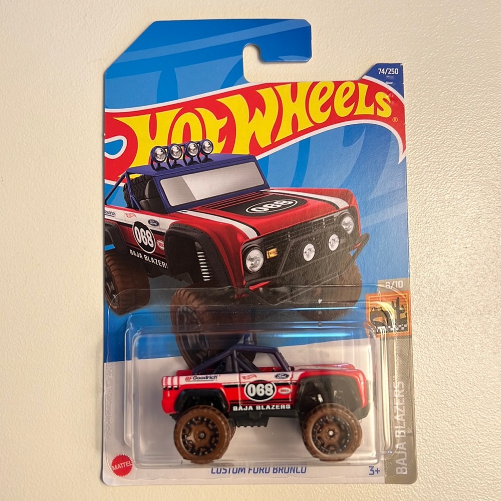 HOT WHEELS CUSTOM FORD BRONCO